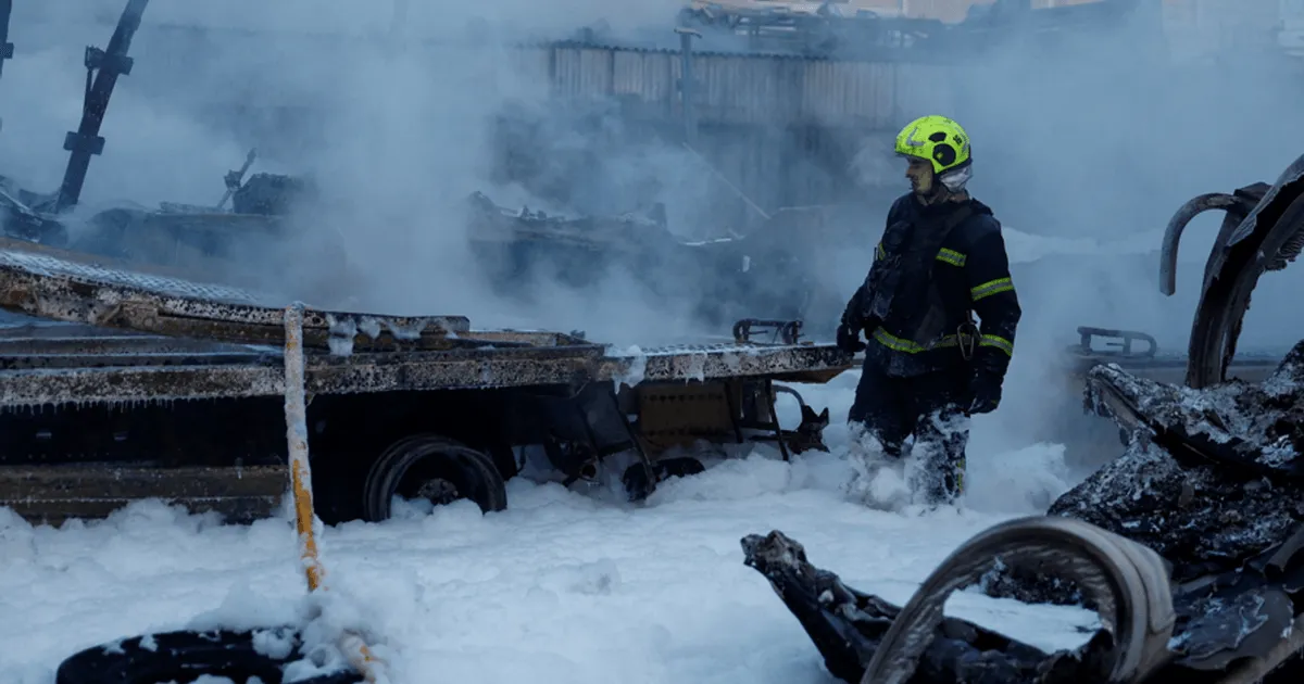 U ruskim napadima u Ukrajini poginulo devet ljudi, regioni bez struje U ruskim napadima u Ukrajini poginulo devet ljudi, regioni bez struje