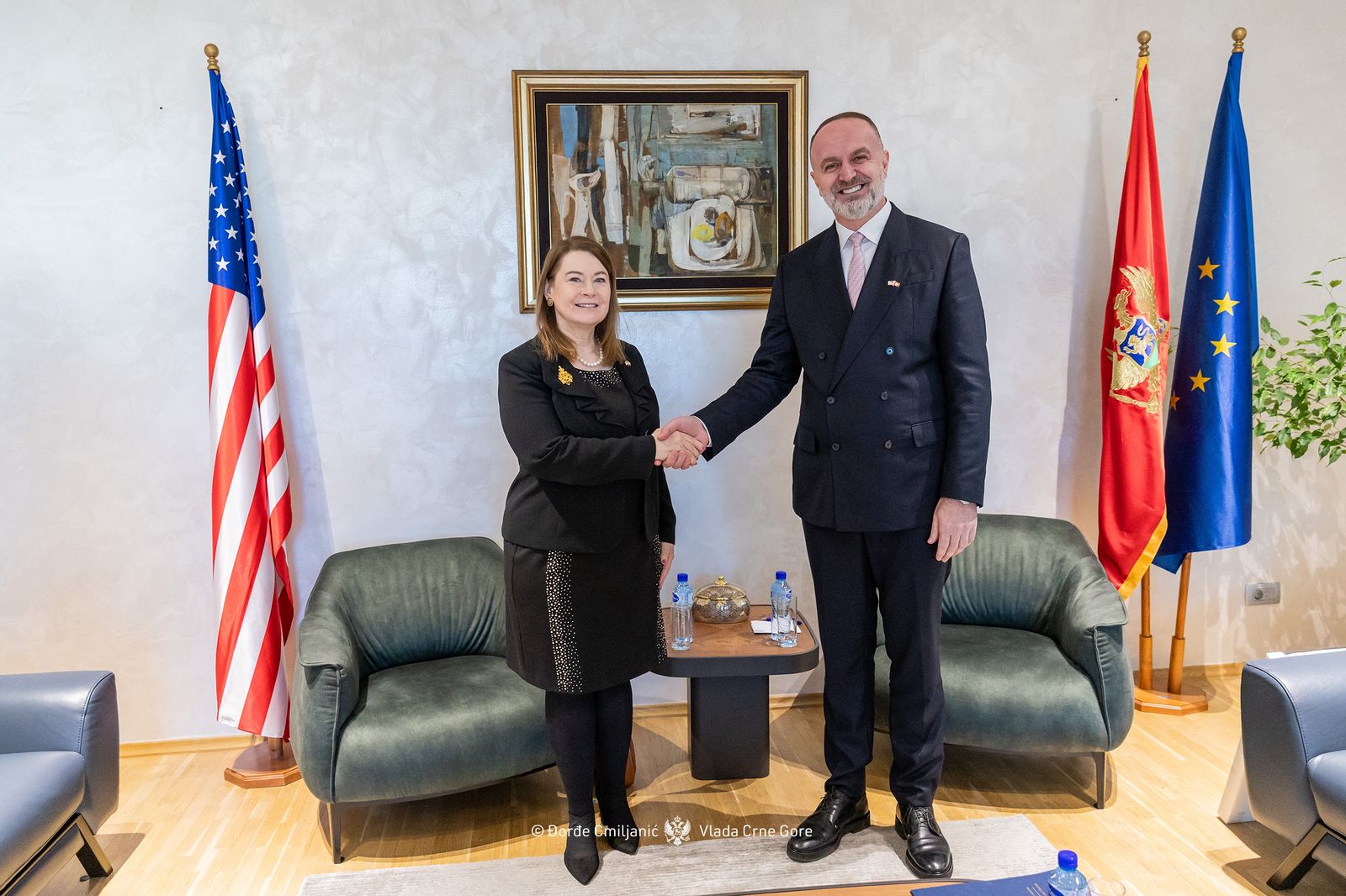 Unapređenje Investicionog Ambijenta: Memorandum o Saradnji sa SAD