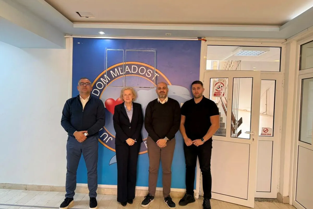 Uprava carina donirala opremu i odjeću štićenicima Dječijeg doma Mladost