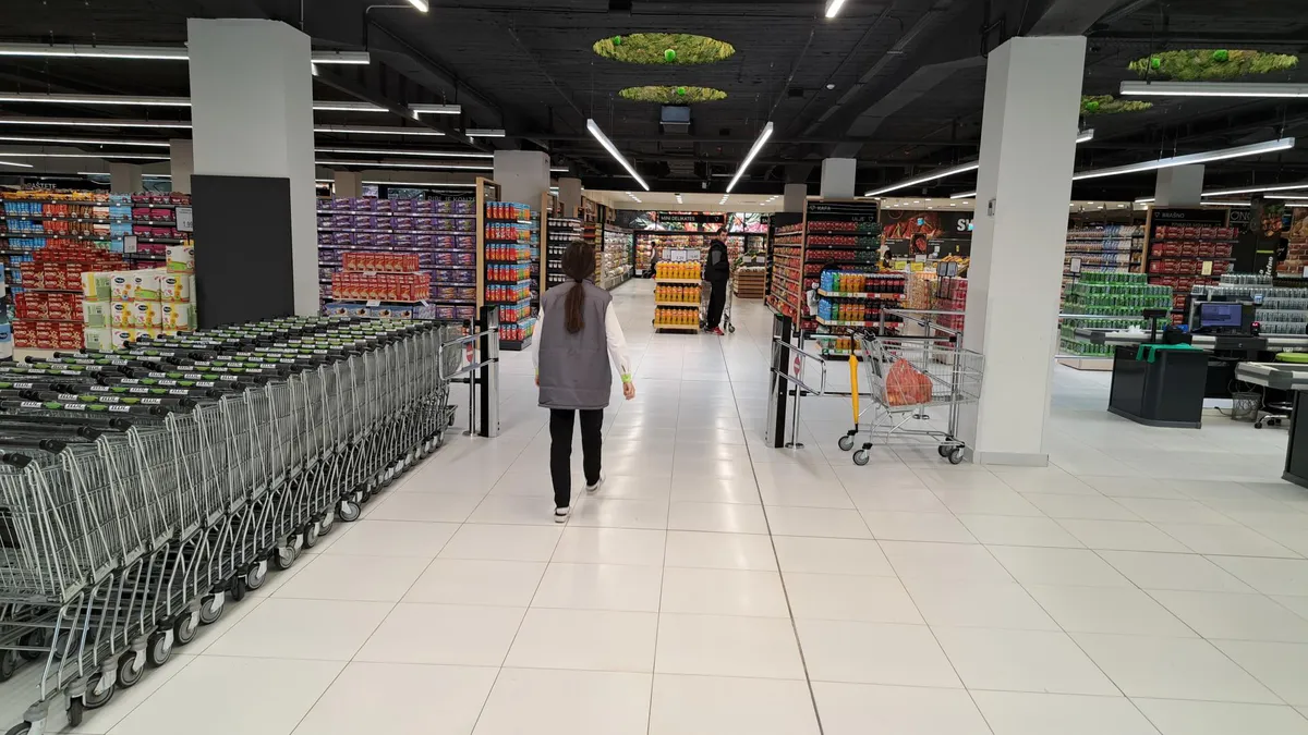 Ustavni sud ukinuo neradnu nedjelju, poslodavci procjenjuju rad nedjeljom