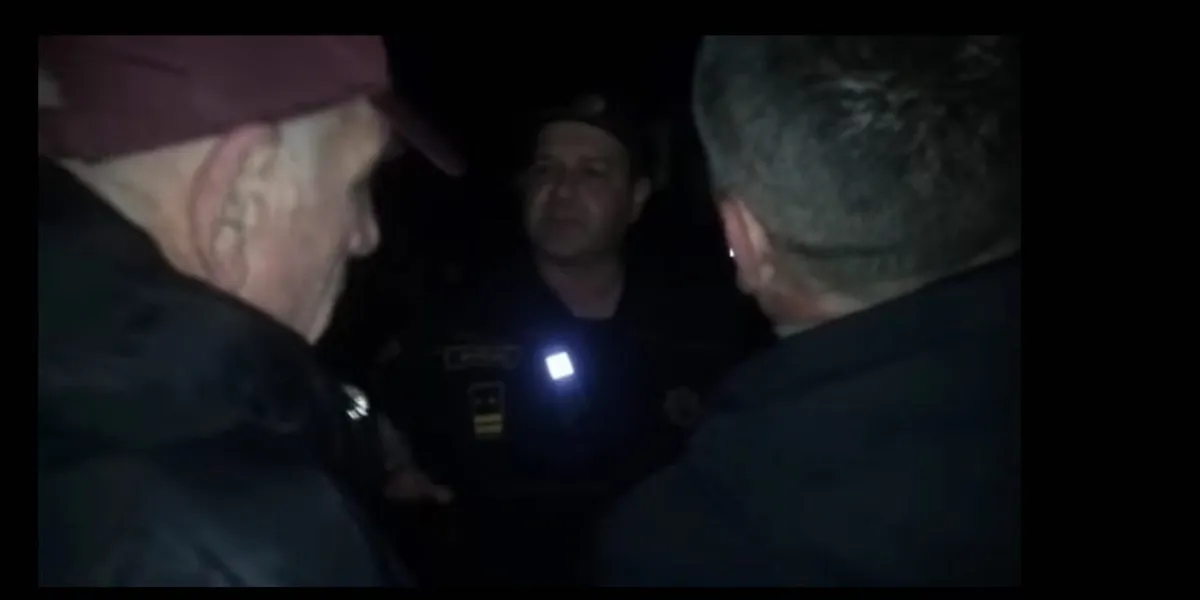 Verbalni sukob u Botunu: "Slobodno nas hapsite"