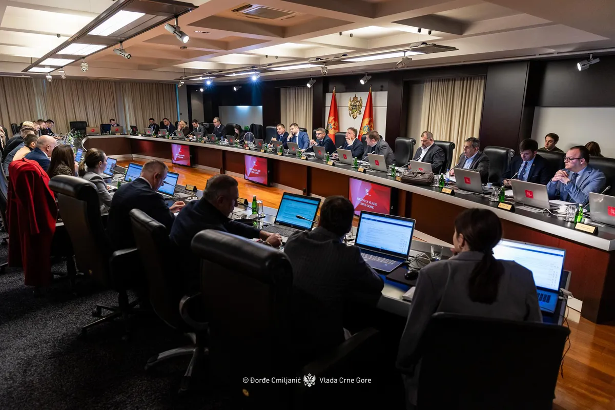 Vlada Crne Gore usvojila program pristupanja EU i EURES plan