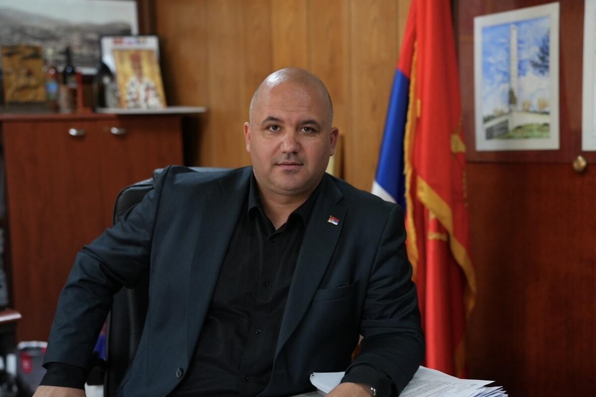 Vraneš pozvan da ukloni uvredljivu objavu o Milki Tadić Mijović