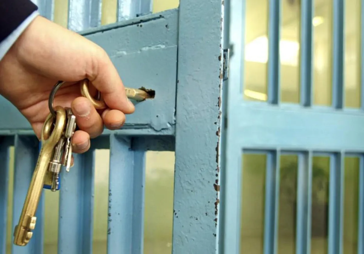 Zadržavanje za dvije osobe zbog nasilja i teške krađe u Beranama