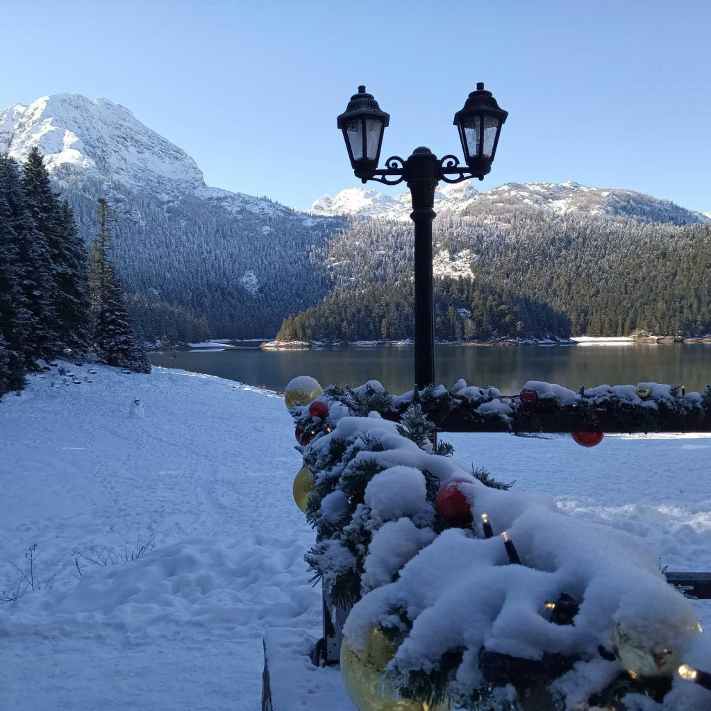 Zimska idila na sjeveru Crne Gore: Žabljak pod pola metra snijega