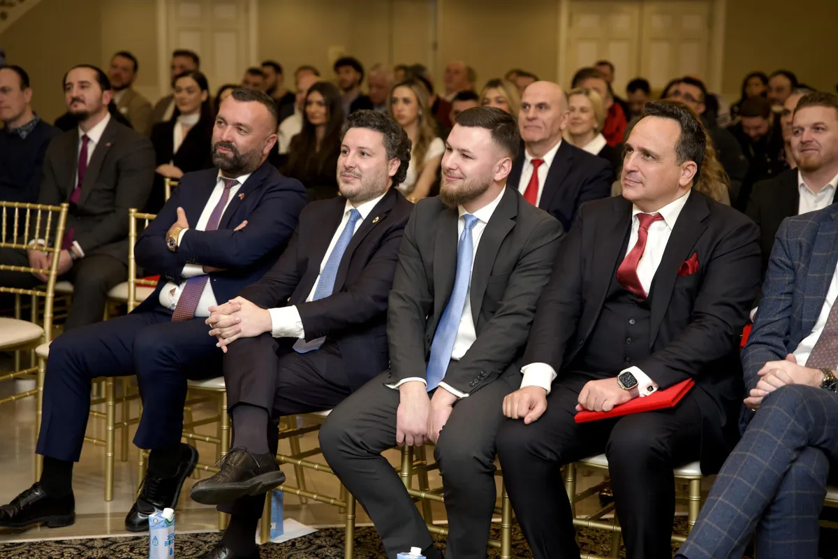 Abazović sa dijasporom u Njujorku: Donacije govore o brizi za Crnu Goru