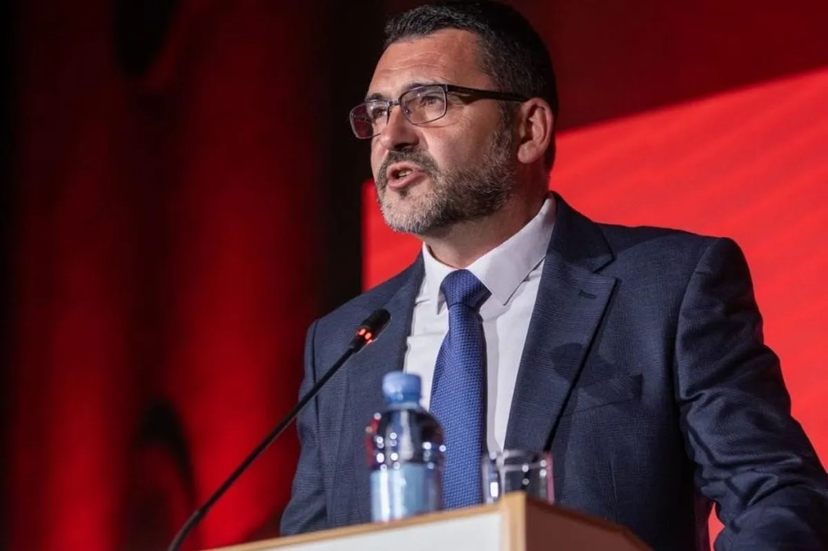 Adnanu Čirgiću dodijeljena nagrada 'Vojsilav P. Nikčević' za doprinos crnogorskom jeziku