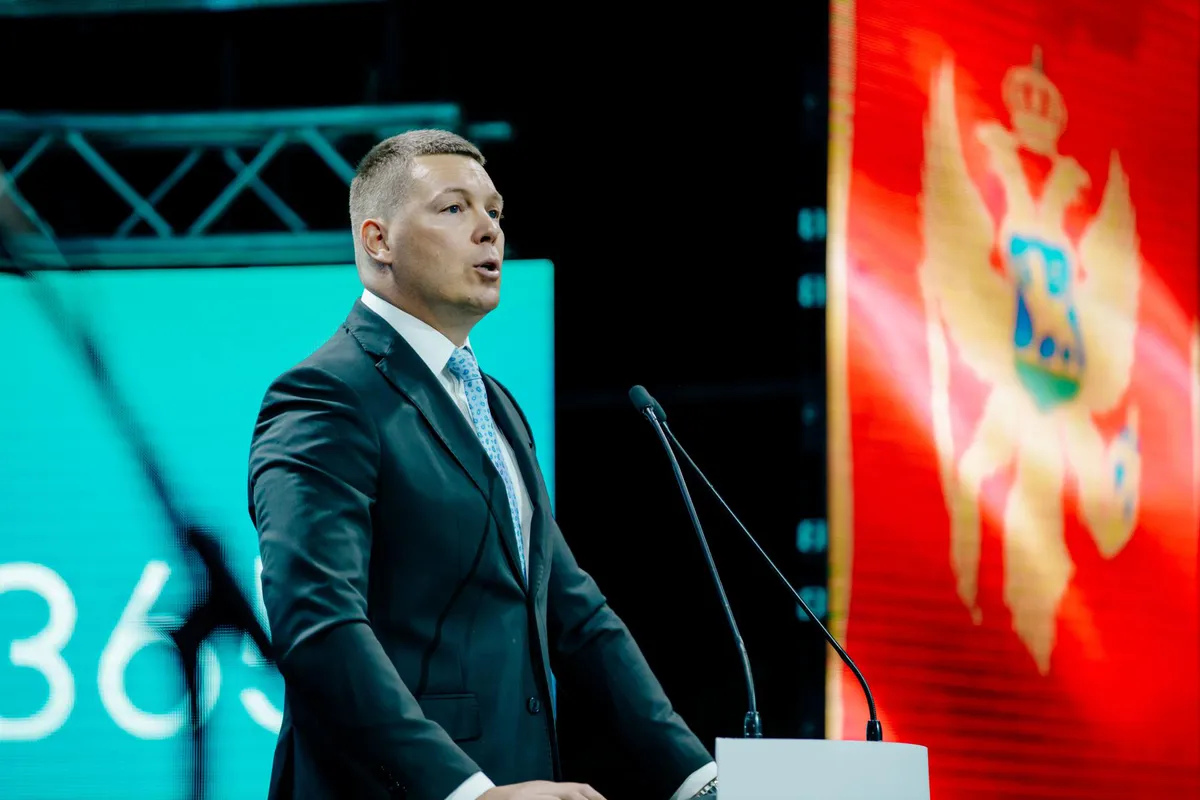 Adžić: Policajci, zadržite svakog kriminalca koji krši mjere