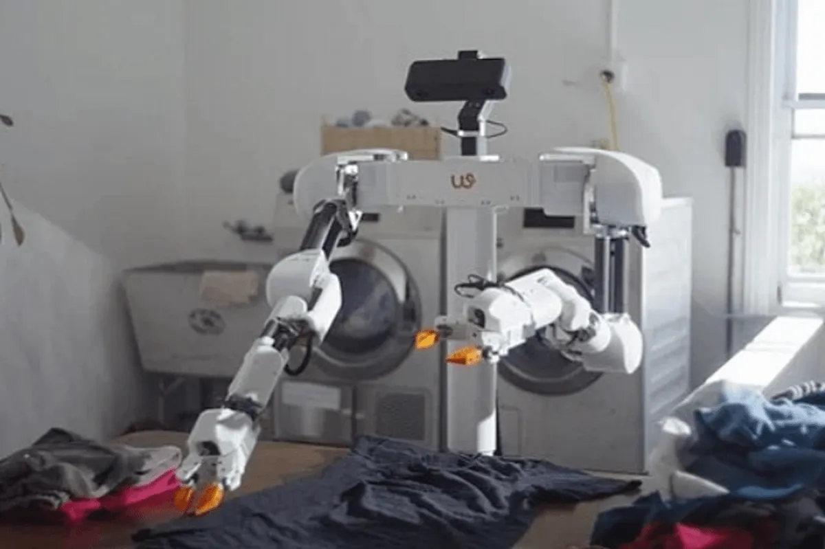 Američki robot za savijanje veša dostupan uz mjesečnu pretplatu