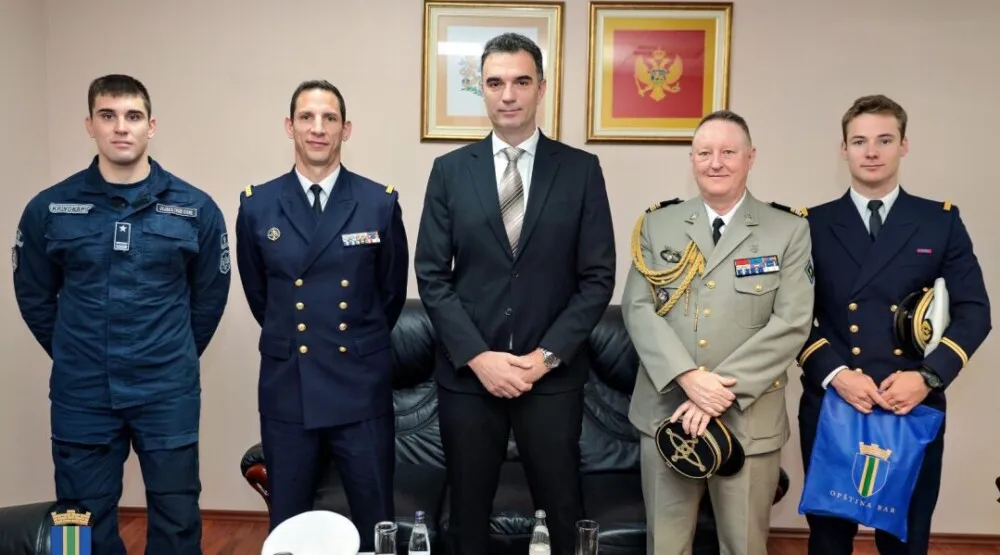 Bar ugostio francusku ratnu mornaricu: Potvrda dobrih bilateralnih odnosa