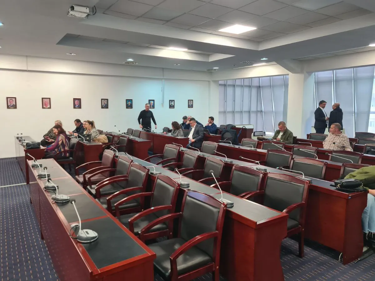 Blokada rada Skupštine opštine Tivat na pomolu?