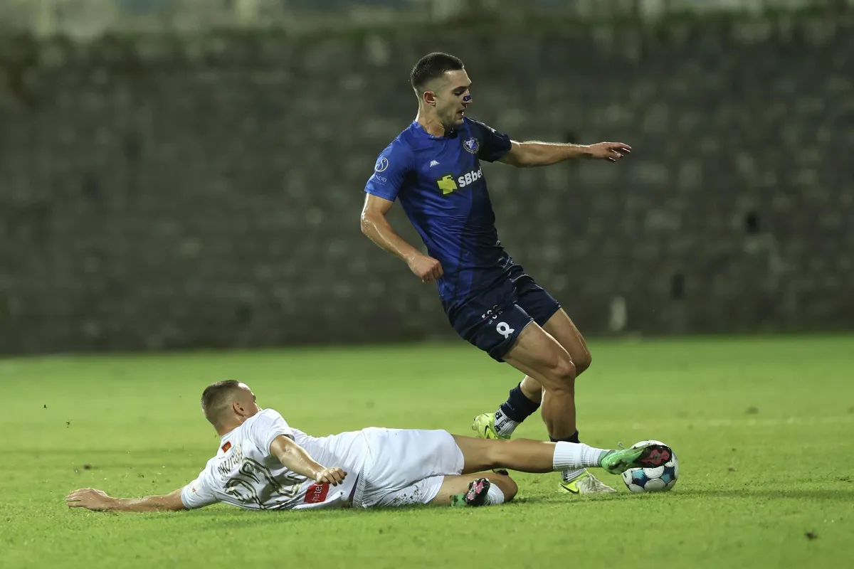 Bokelj ubjedljiv u duelu sa Grbljem