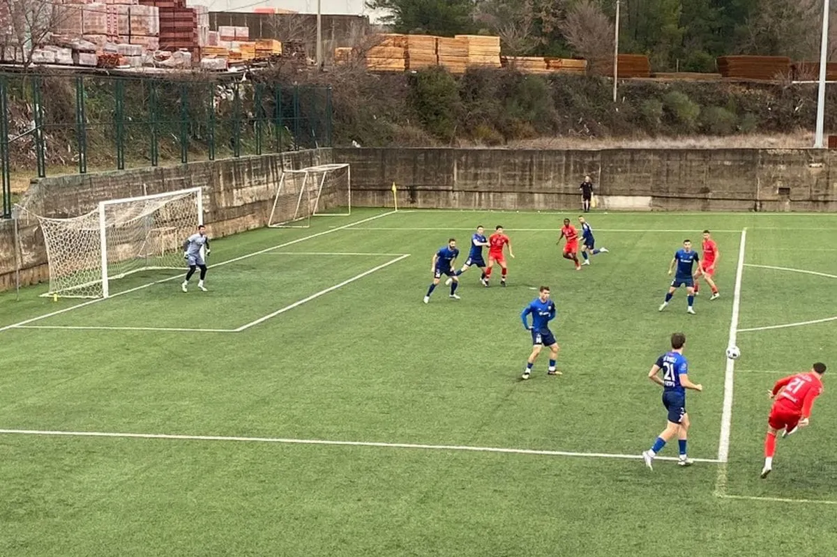 Bokelj ubjedljiv u komšijskom okršaju protiv Grblja