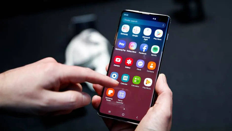 Bolivija uvela zabranu mobilnih telefona u učionicama