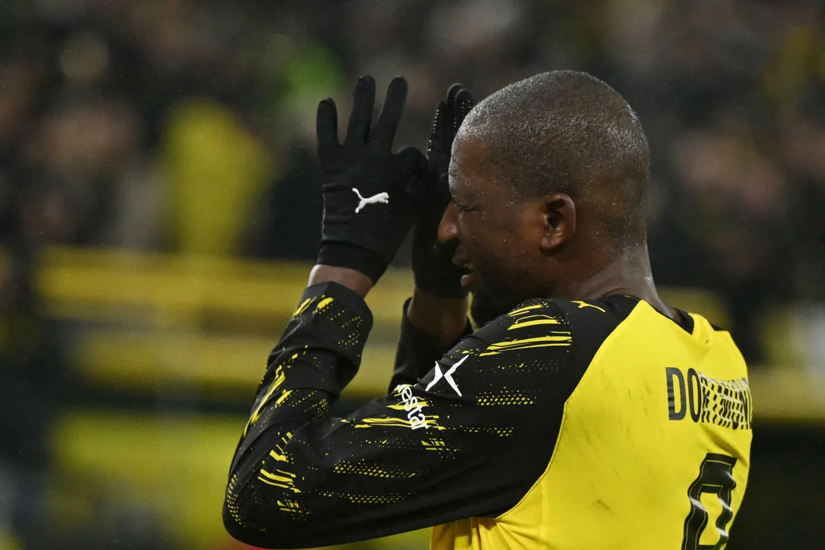 Borusija Dortmund savladala Majnc 4:0, Girasi dvostruki strijelac