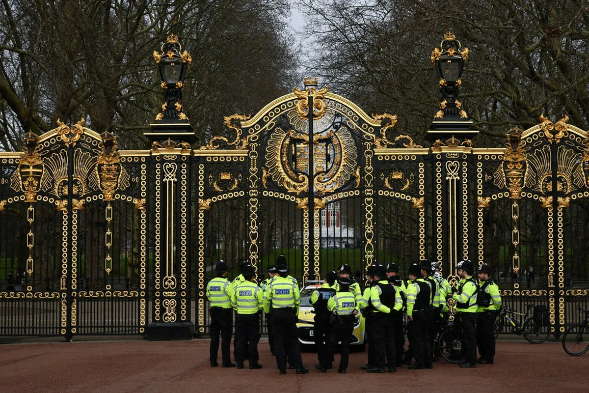 Britanska kraljevska porodica suočava se sa najtežom krizom u posljednjih 90 godina