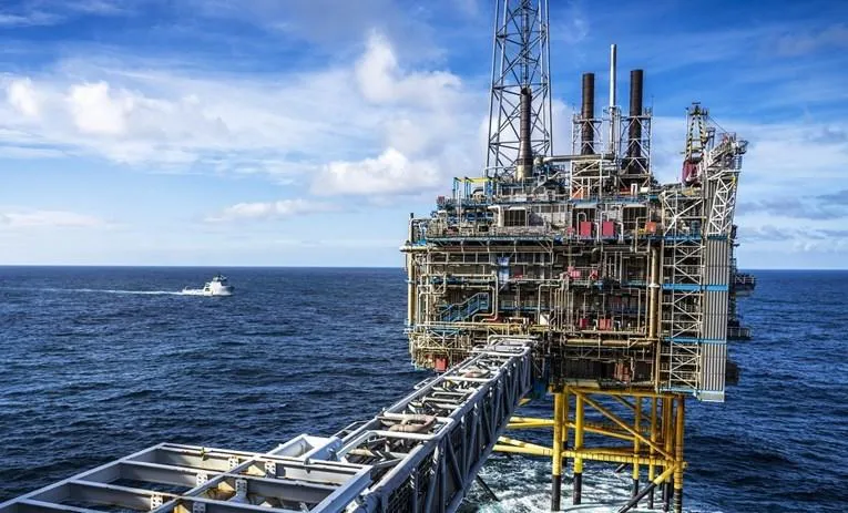 Cijene nafte skočile zbog napetosti između SAD i Irana