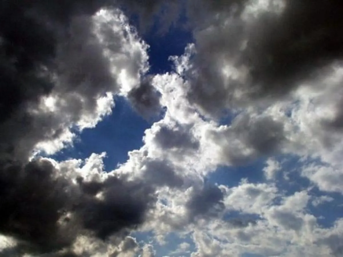 Danas promjenljivo do pretežno oblačno i toplo vrijeme u Crnoj Gori