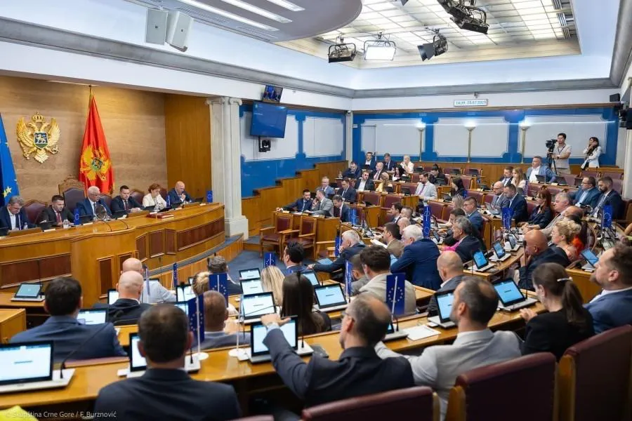 Danas vanredne sjednice Skupštine sa skoro 50 predloga zakona