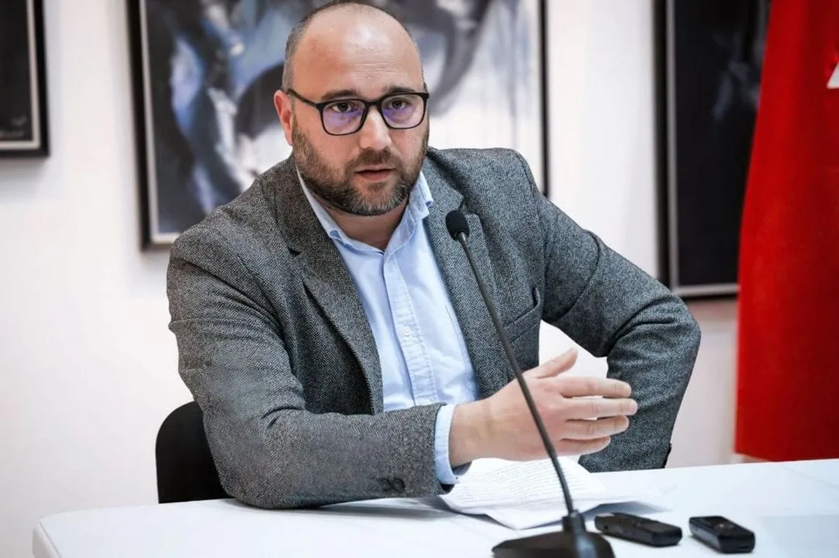 Direktor policije i strah od kritike: Privođenje Kovačevića izaziva zabrinutost