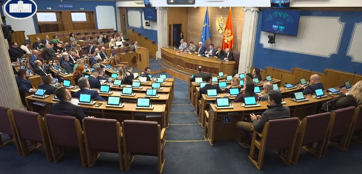 Eraković: Identitetska pitanja ne smiju biti dirana do ulaska u EU