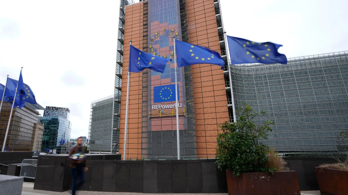 Evropska komisija pokreće istragu protiv Sheina zbog ilegalnih proizvoda