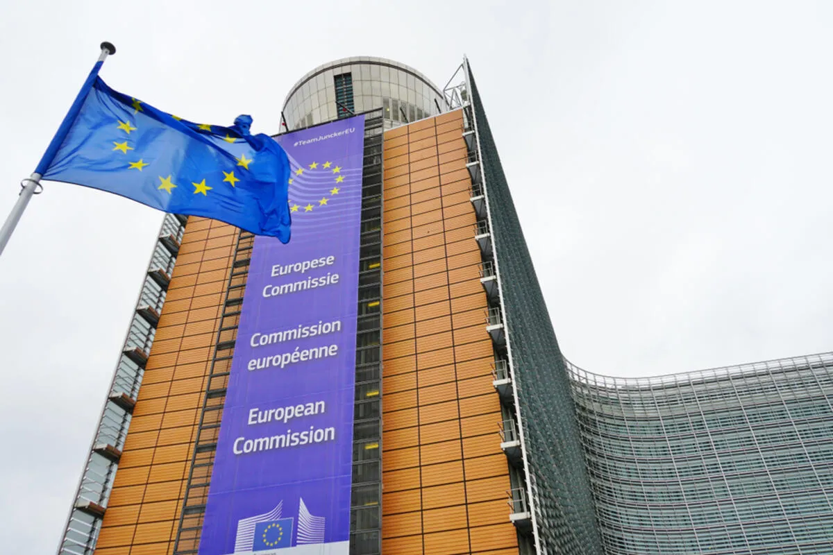 Evropska komisija predložila novi paket sankcija Rusiji