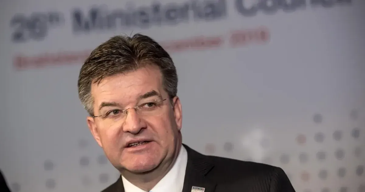 Fico prihvatio ostavku Lajčaka nakon skandala