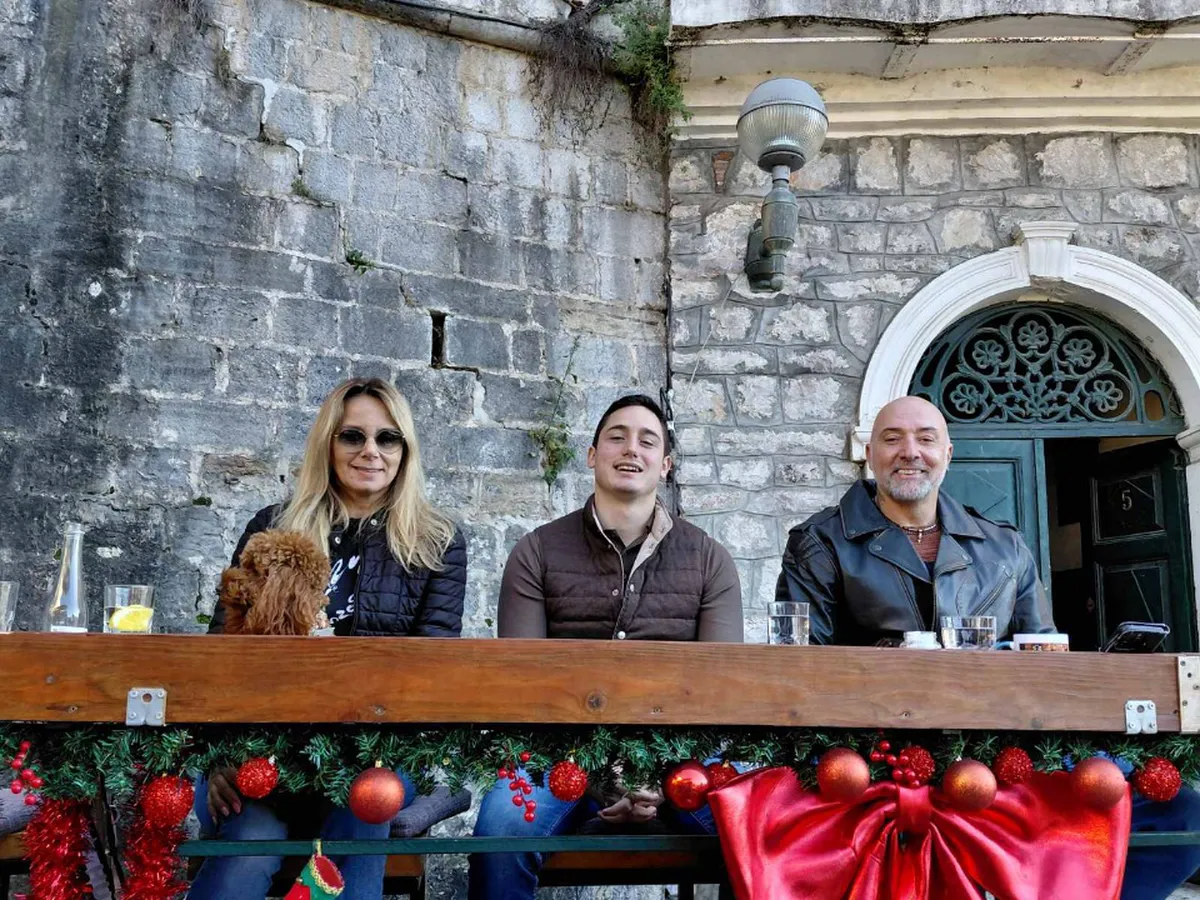 Filip Aleksić i 'Bastaduri' predstavili novu pjesmu 'Opet sam ti otišao'