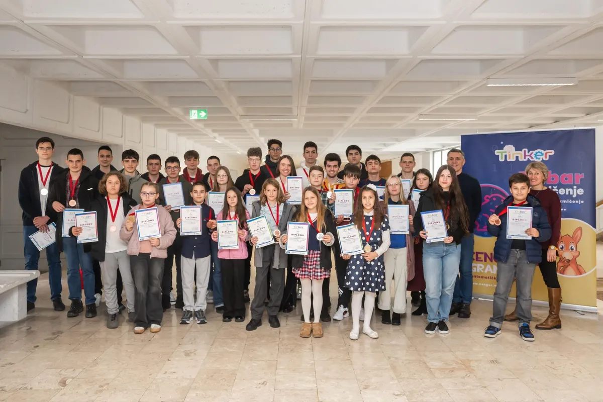 Gimnazijalci osvojili 12 medalja na takmičenju