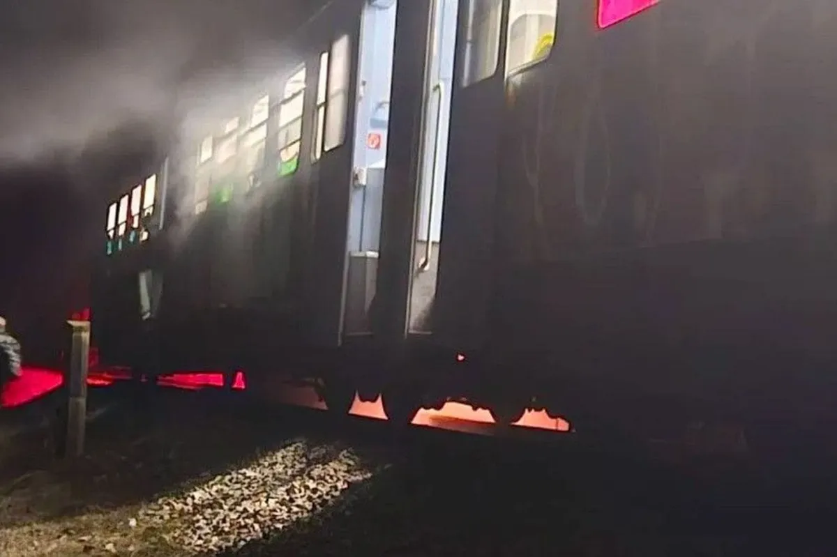 Gorio voz u Hrvatskoj: Putnici u panici napustili voz i završili u njivi