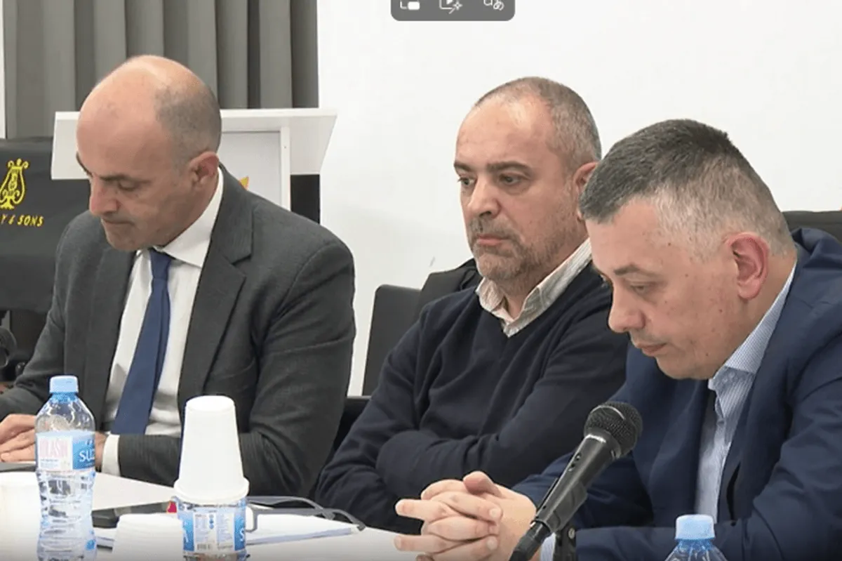 Grupa zaposlenih RTCG: Pojedincima uz platu i nadoknade i do 500 eura