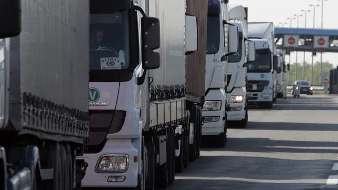 Gužve na granici: Teretnjaci čekaju do pet sati na izlazu iz Srbije