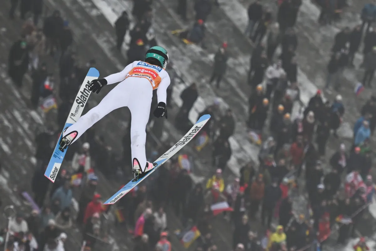 Herl i Embaher prvi pobjednici supertimskog takmičenja u ski skokovima