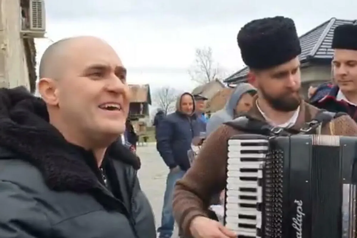 Hrvatski poslanik pjeva o Paveliću, prijeti izlazak iz koalicije