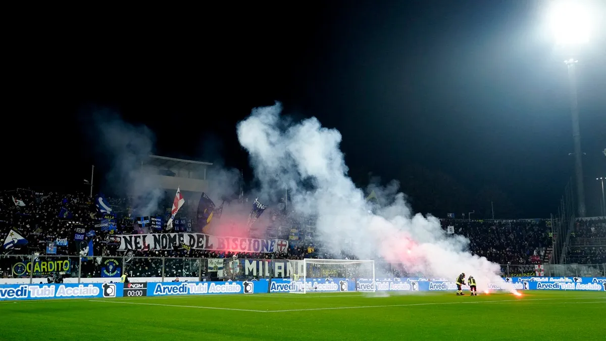 Incident na utakmici Kremonezea i Intera: Golman povrijeđen petardom