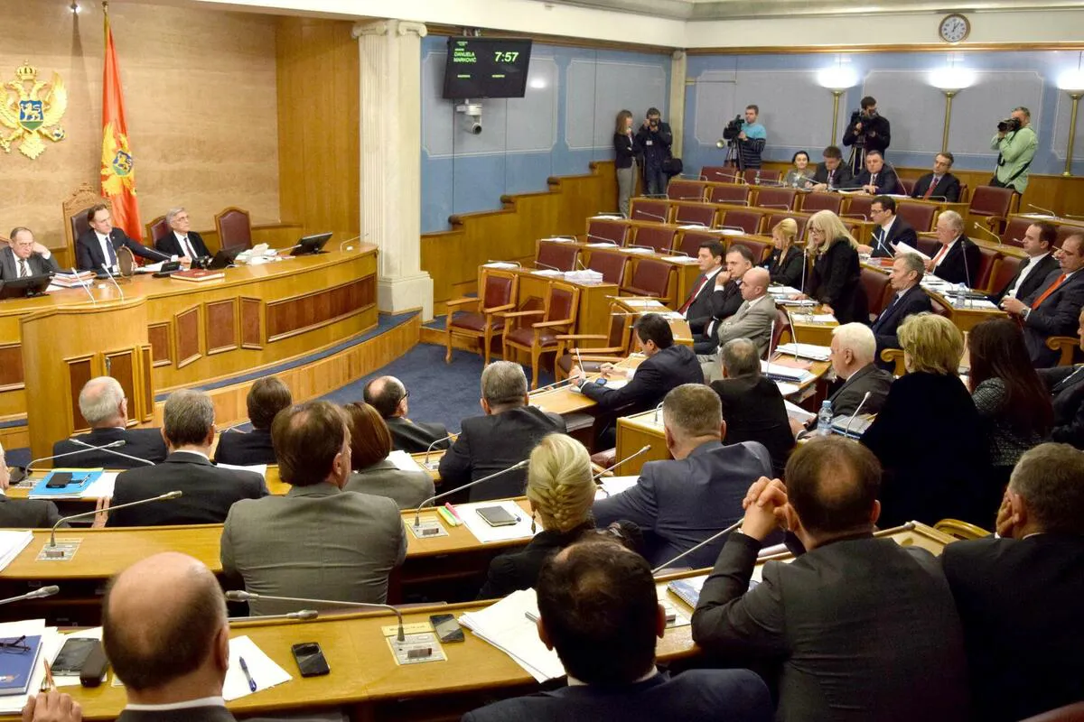 Interes jači od principa: Sporadično napuštanje vlasti u Crnoj Gori