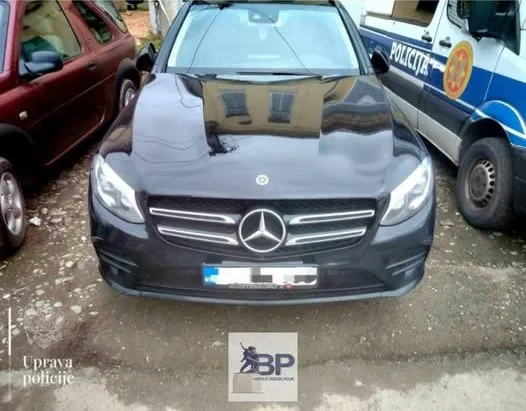 Interpol potražuje dva luksuzna automobila u Crnoj Gori