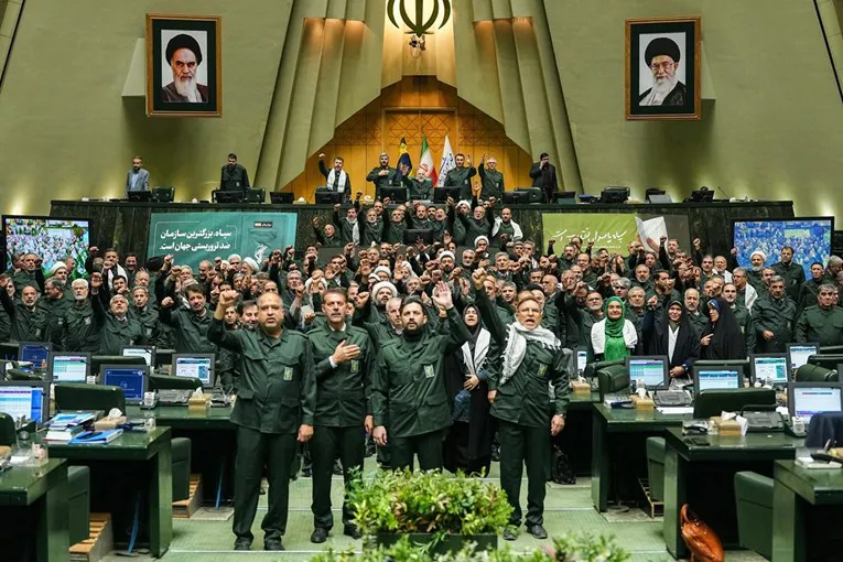 Iran prijeti napadom na američke baze na Bliskom istoku