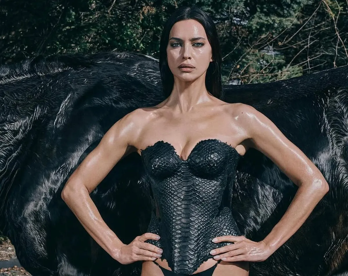 Irina Šajk obara internet vatrenim fotografijama