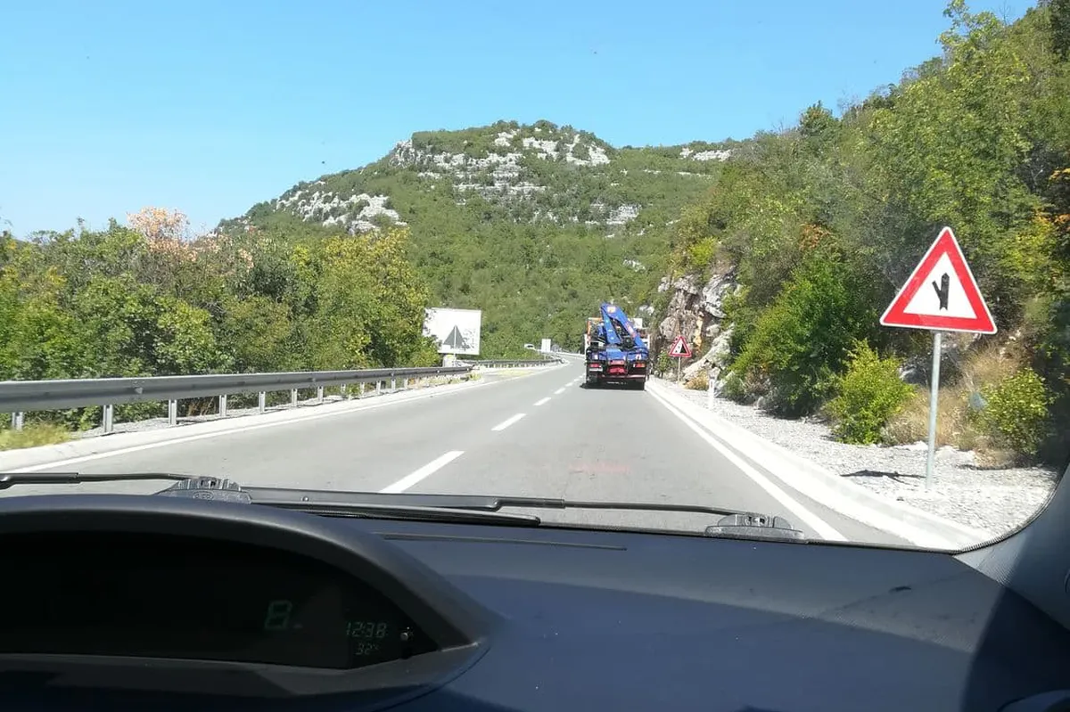 Izmijenjen režim saobraćaja zbog radova na putevima