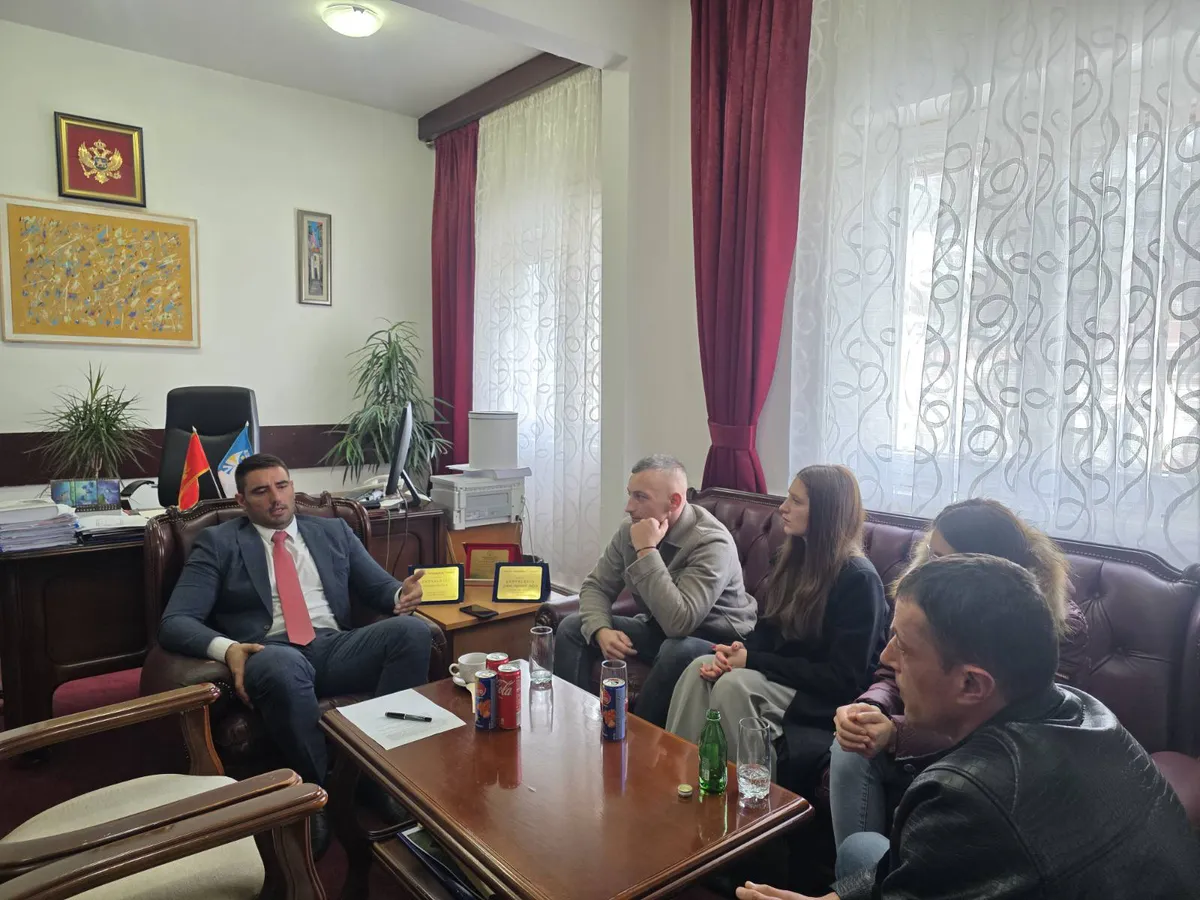 Jakić primio mlade bračne parove koji su odlučili da život grade u Šavniku