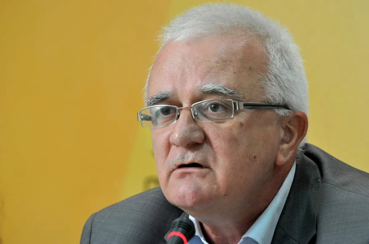 Janjić: Kosovom se bave diletanti, to im je trezor za pljačkanje