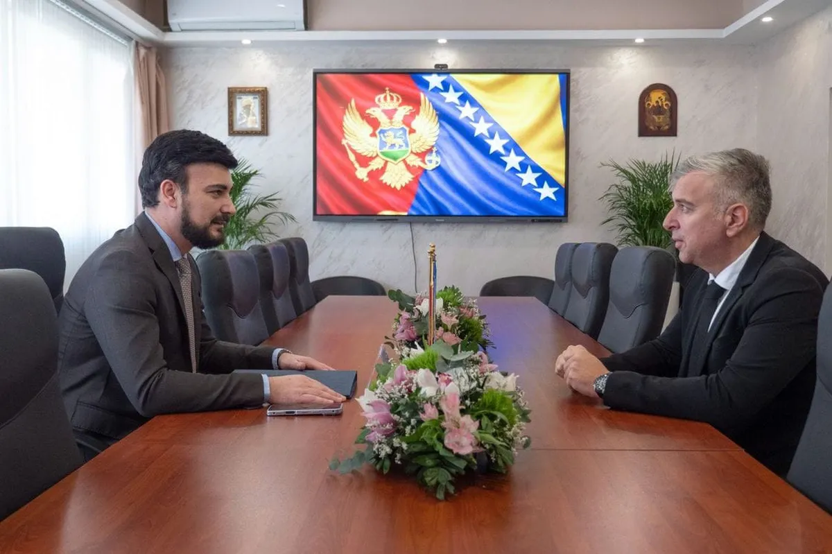 Jovanović i ambasador BiH Jukić razgovarali o saradnji i dijalogu