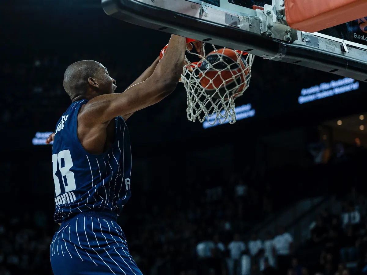 Kai Džons produžio ugovor sa Anadolu Efesom do 2028. godine