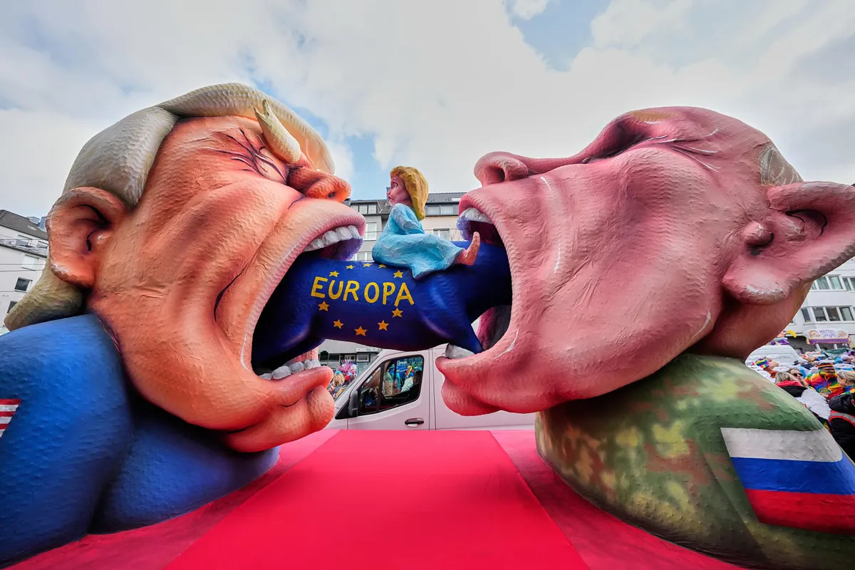 Karneval u Kelnu: Satirične lutke Trampa i Putina privlače pažnju