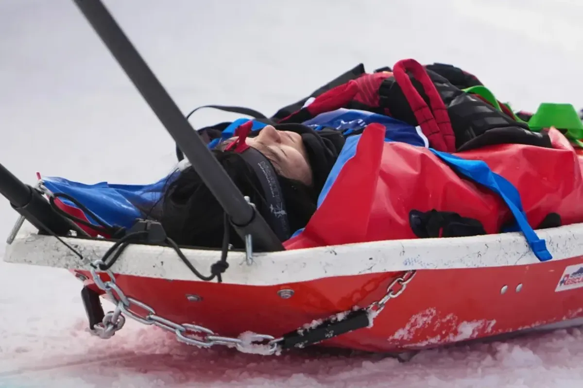 Kineska snouborderka prebačena u bolnicu nakon strahovitog pada