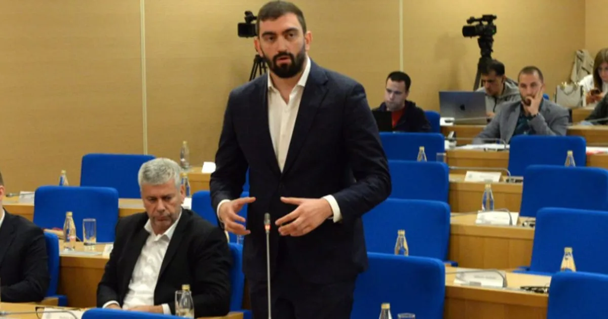 Klikovac reagovao na Mujovićevu izjavu o Ljubu Čupiću