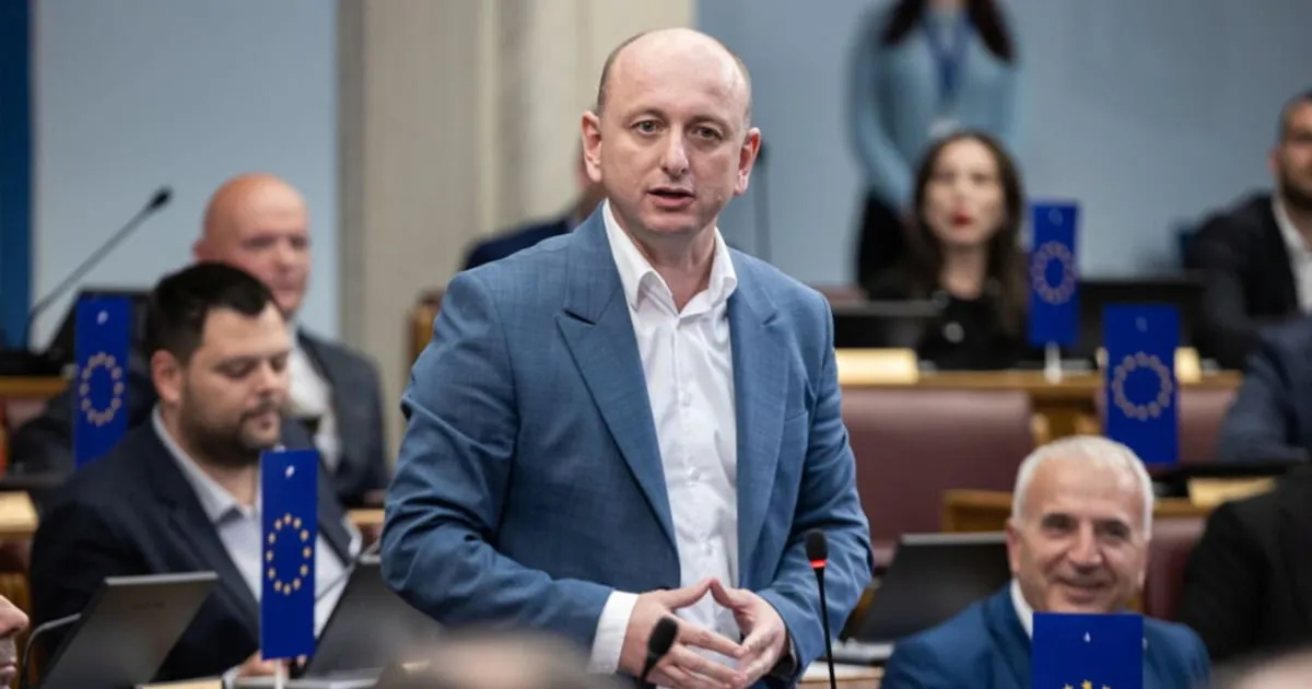 Knežević kritikuje Milatovića zbog nečestitanja praznika Srbiji