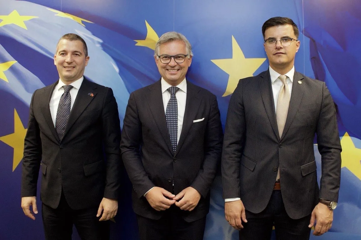 Komesar EU za unutrašnje poslove i migracije u posjeti Crnoj Gori